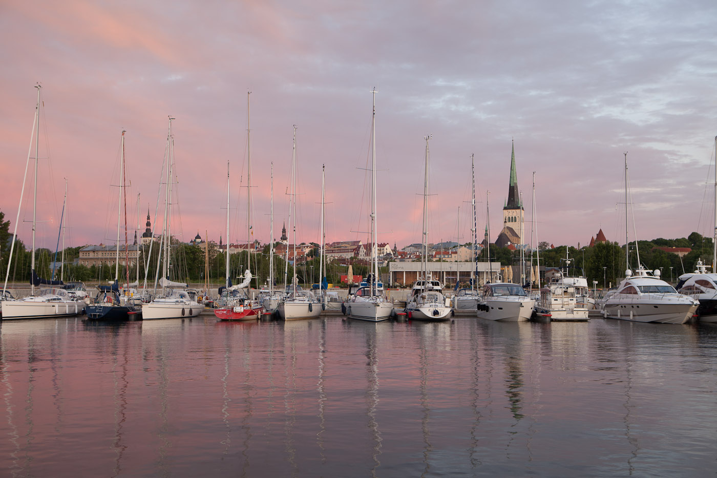 Sailing on Tallinn Bay Nordic Experience