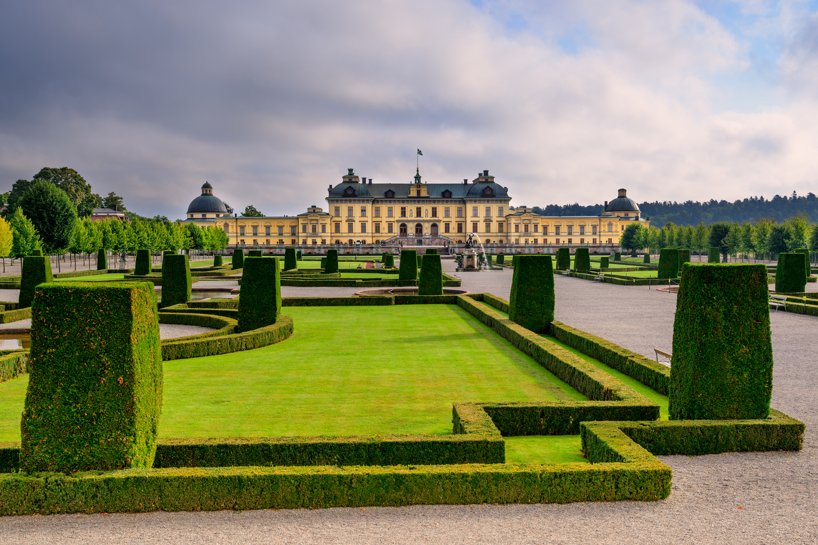 Stockholm Highlights & Drottningholm Palace Tour - Nordic Experience